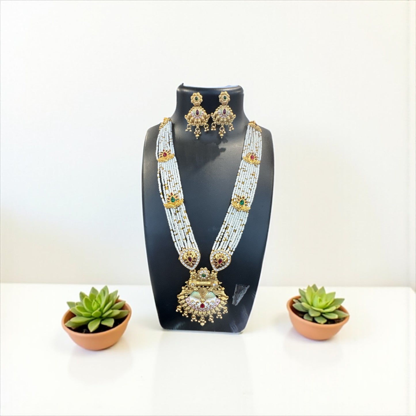 Pearl Maharani Polki Set 👑✨