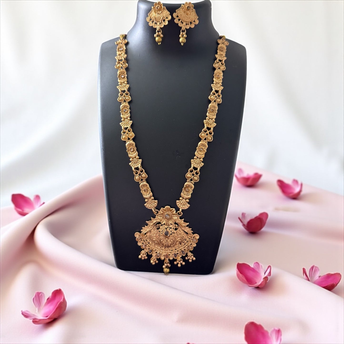 Golden Blossom Temple Set 🌸
